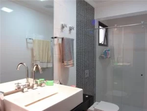 10 dicas de como escolher um box de vidro temperado