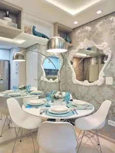 espelho com moldura criativa