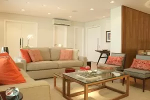 Mesa de centro de vidro