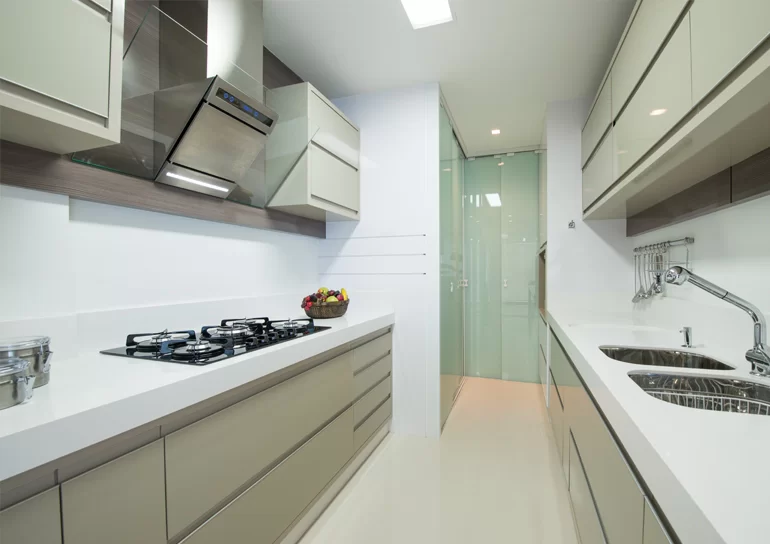 porta de vidro na cozinha