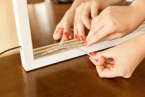 como fazer espelho com led