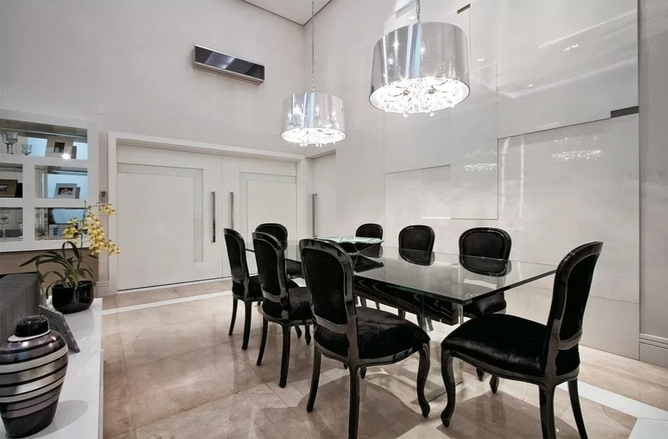 mesa de jantar de vidro