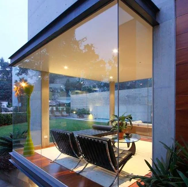 acabamentos para janela de vidro