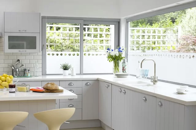 cuidados com a janela de vidro 