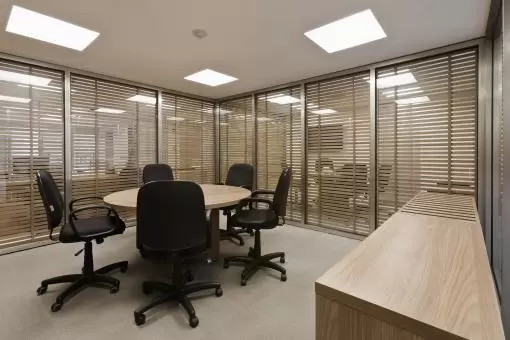 janela de vidro para escritório