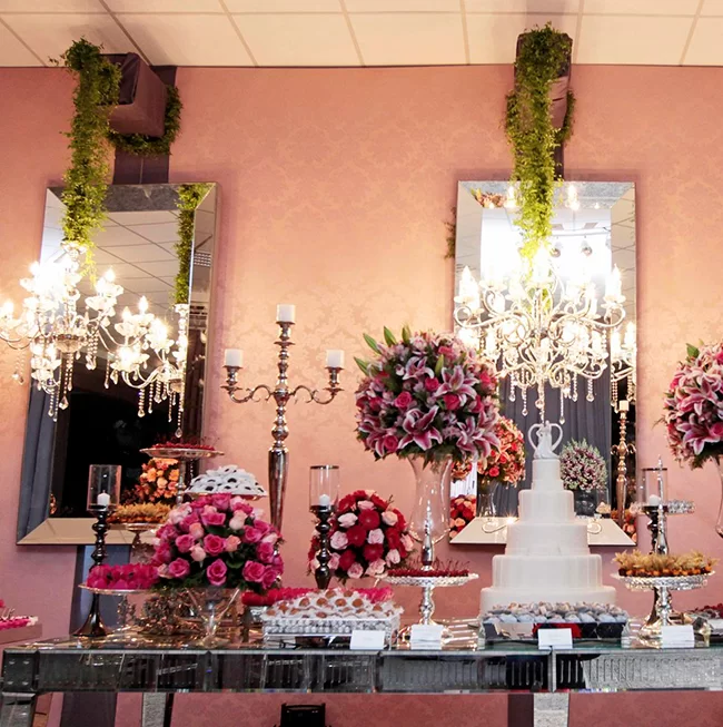 Espelho em decoração de festas