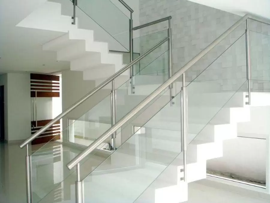 escada de vidro aluminio