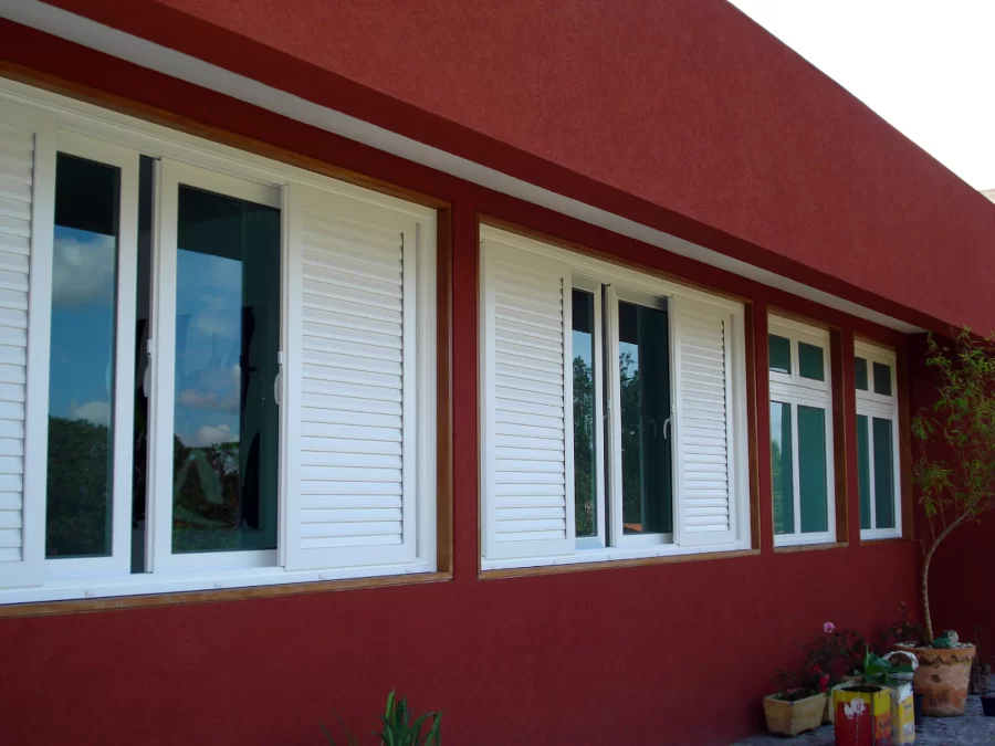 janela de vidro de correr alumínio