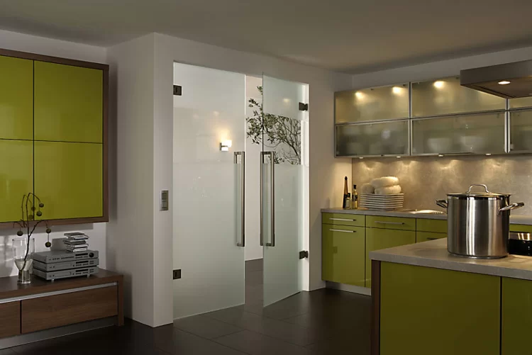 porta-de-vidro-para-cozinha-batente