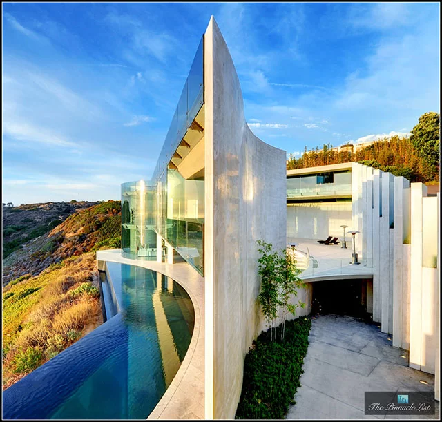 casas-de-filme-stark